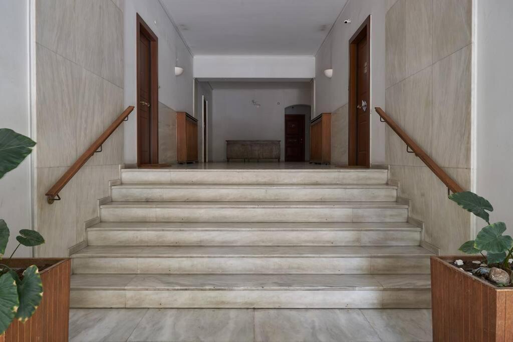 Little Gem: Modern Urban Retreat Apartment Athens Exterior photo